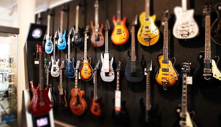 Music Store Dresden Image 17